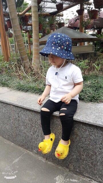 Quần Legging Rách Gối Siêu Chất Cho Bé