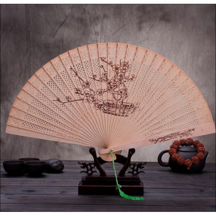 (Nhiều mẫu) Quạt gỗ thơm thiết kế in hình cổ phong gắn dây tuyến phong cách Trung Quốc xinh xắn đáng yêu