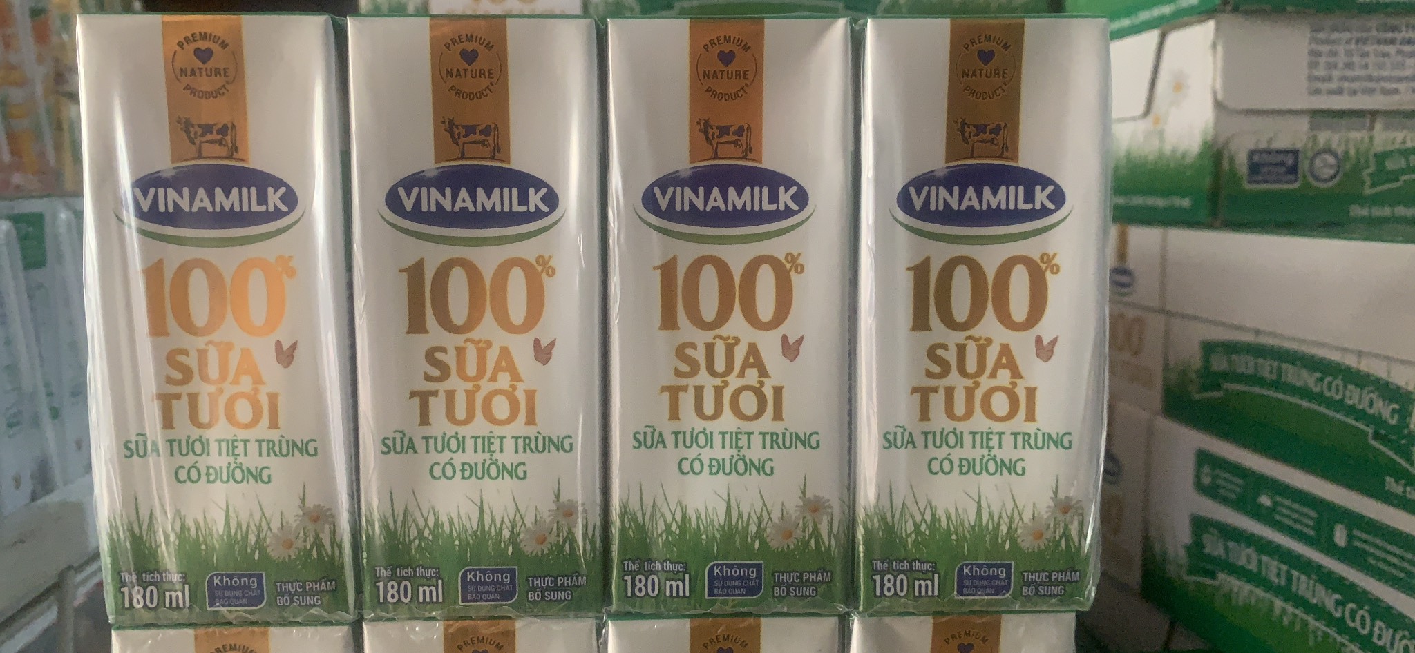 Sữa tươi Vinamilk 100%