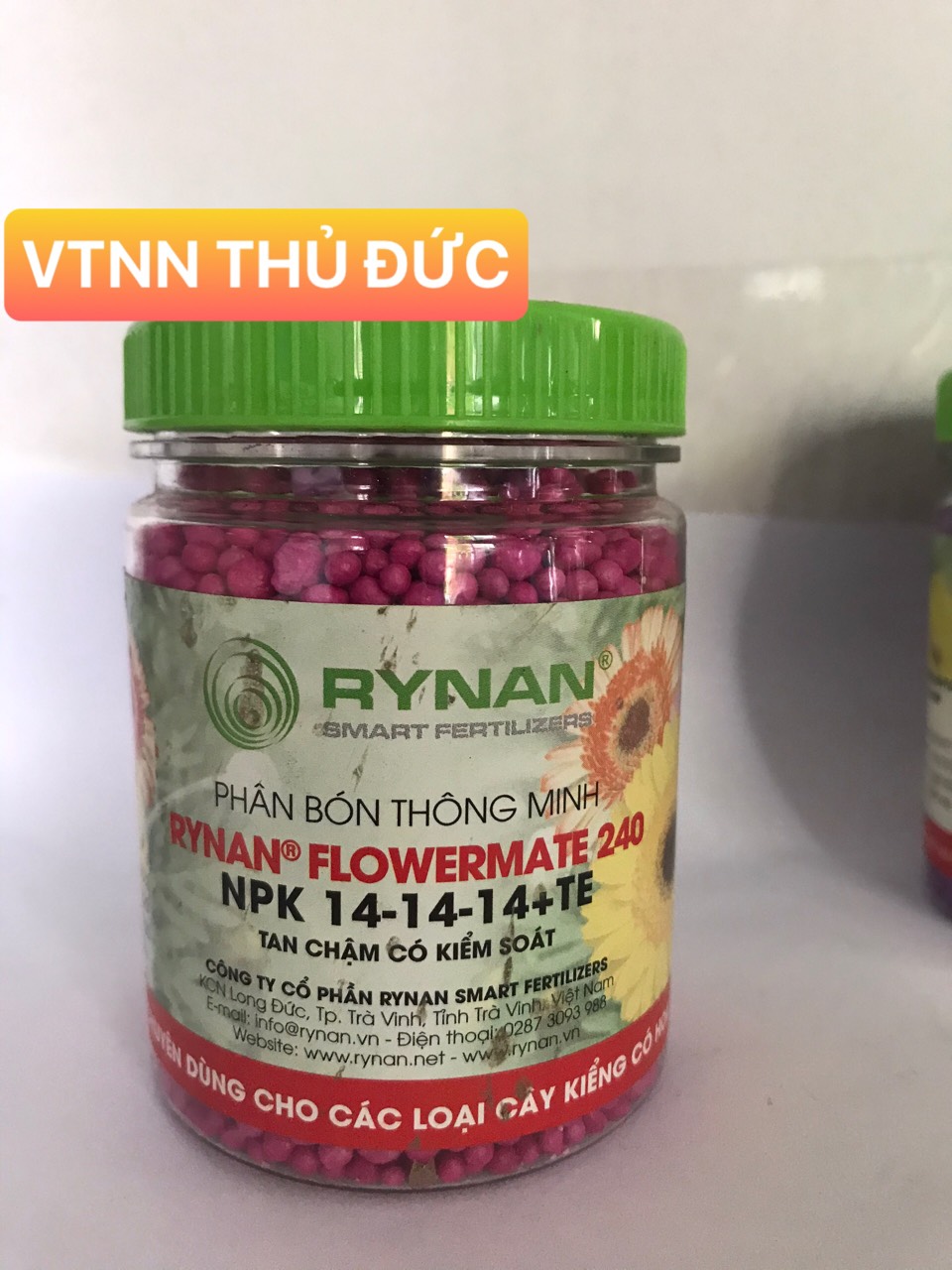 Phân bón cây kiểng Rynan 14-14-14+TE cho văn phòng