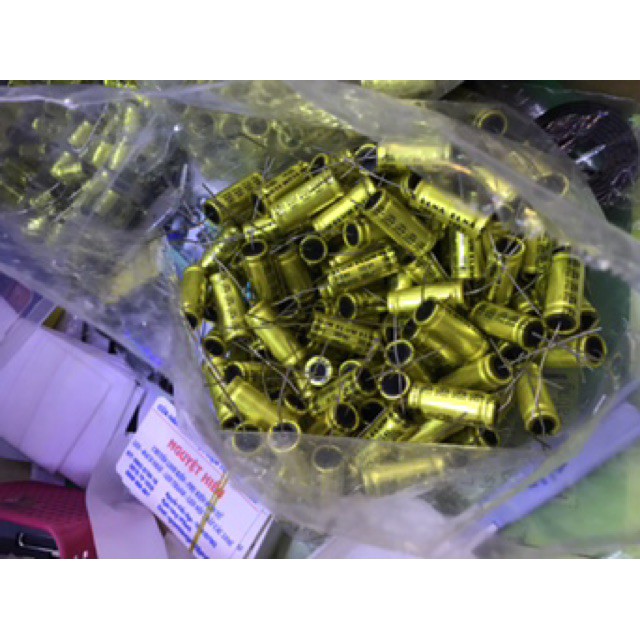 HOT-2 chiếc tụ 2 đầu 22mf 100v