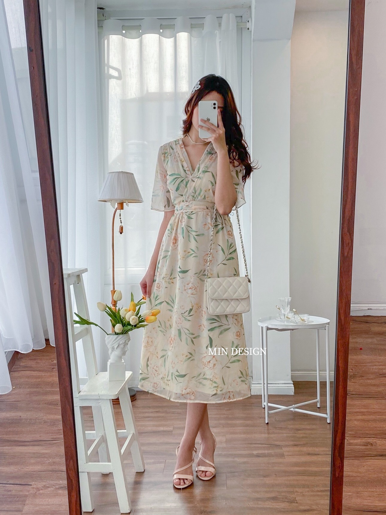Váy cổ tim hoa be lá xanh Min Design
