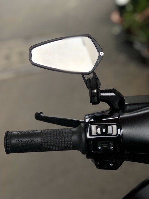 KÍNH HẬU CRG DÀNH CHO VESPA