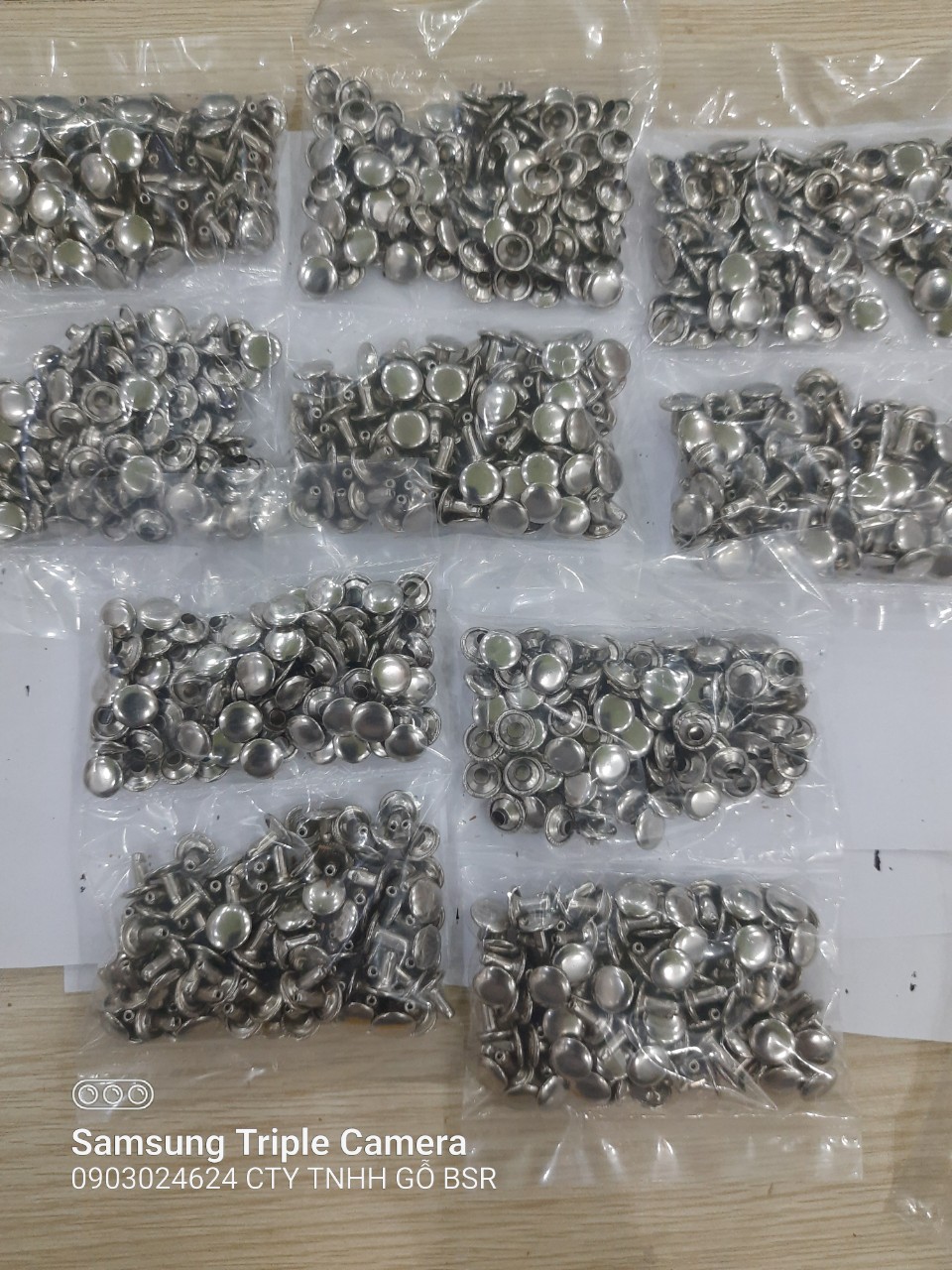 Nút tán rivet (đinh tán) 2 mặt Bằng sắt xi Màu bạc, màu vàng, màu đồng Size 5mm, 6mm, 8mm, 9mm Đóng thùng giấy, thủ công