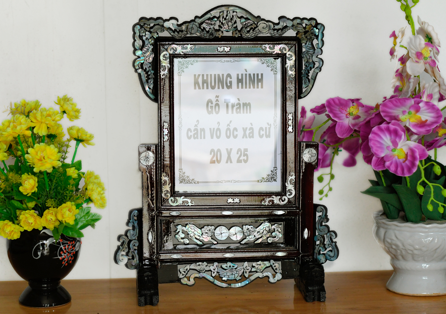 khung gỗ tràm, cẩn ốc xà cừ 20 x25