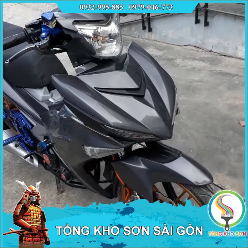 Chai sơn xịt Samurai màu xám tối K414