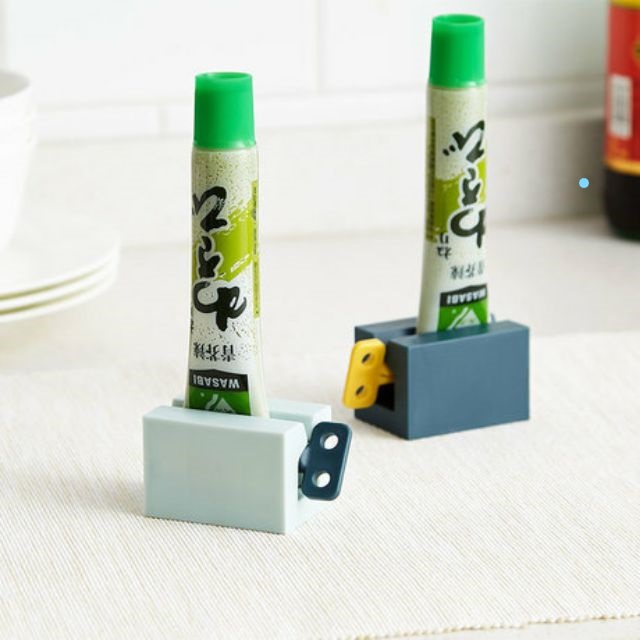 Kẹp Nặn Kem Đánh Răng Tiết Kiệm