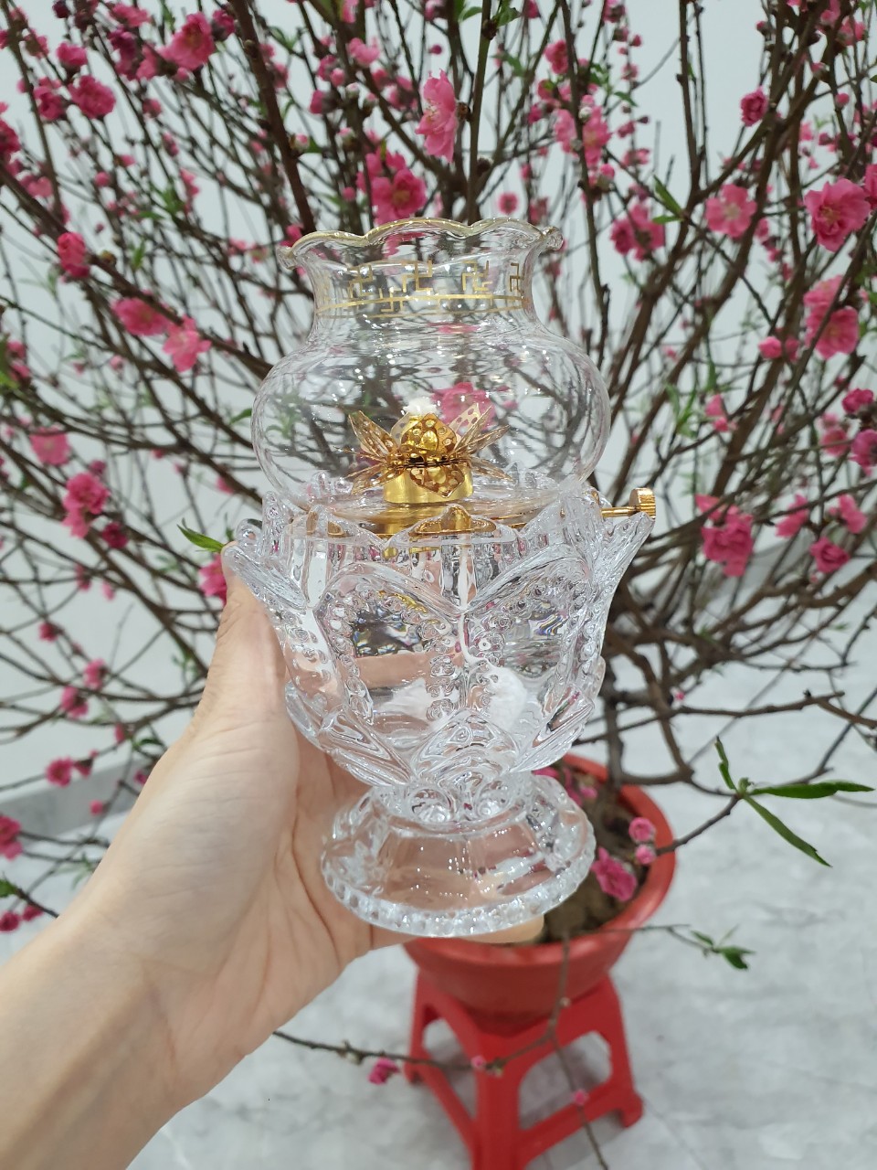 ĐÈN THỜ THẮP DẦU LƯU LY THỦY TINH PHA LÊ HÌNH ĐÀI SEN
