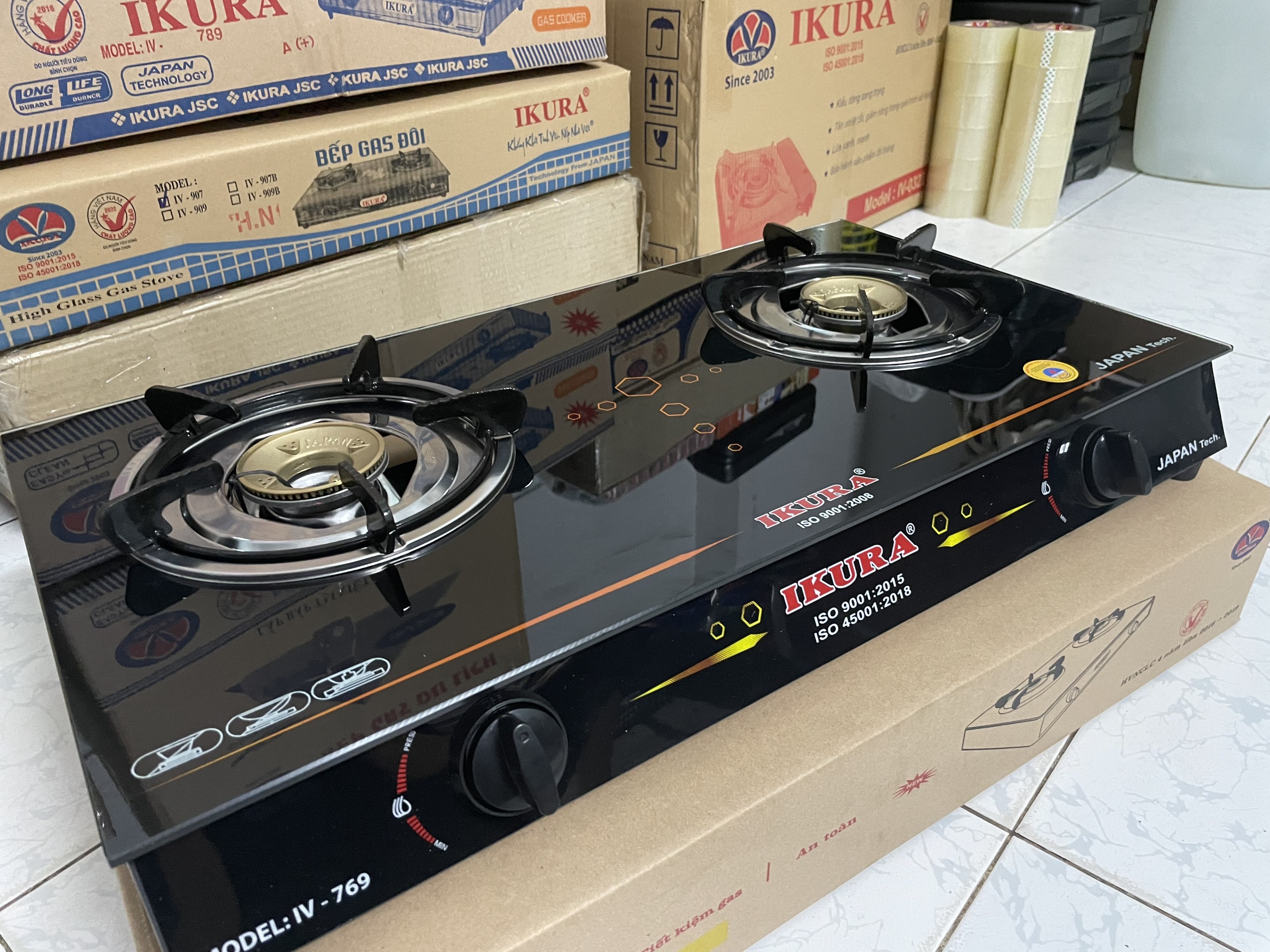 Bếp gas đôi mặt kính IKURA