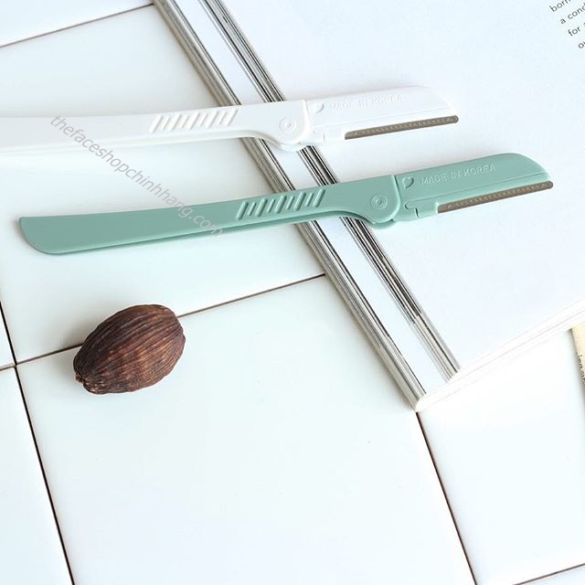 Set 2 Dao Cạo Lông Mày The Face Shop. Folding Eyebrow Trimmer