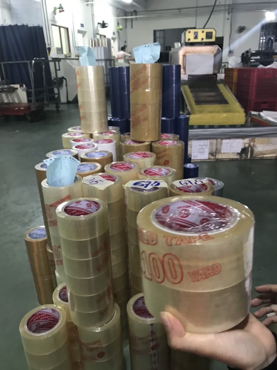 Băng keo trong 4P8 x 100Y
