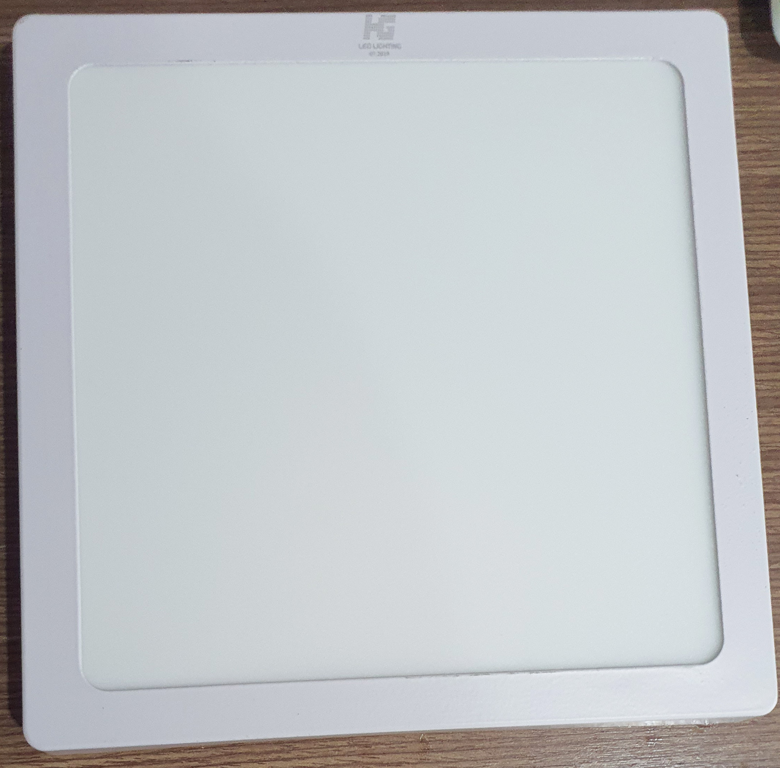Đèn Led Ốp Nổi 6W Vuông Ánh Sáng Vàng