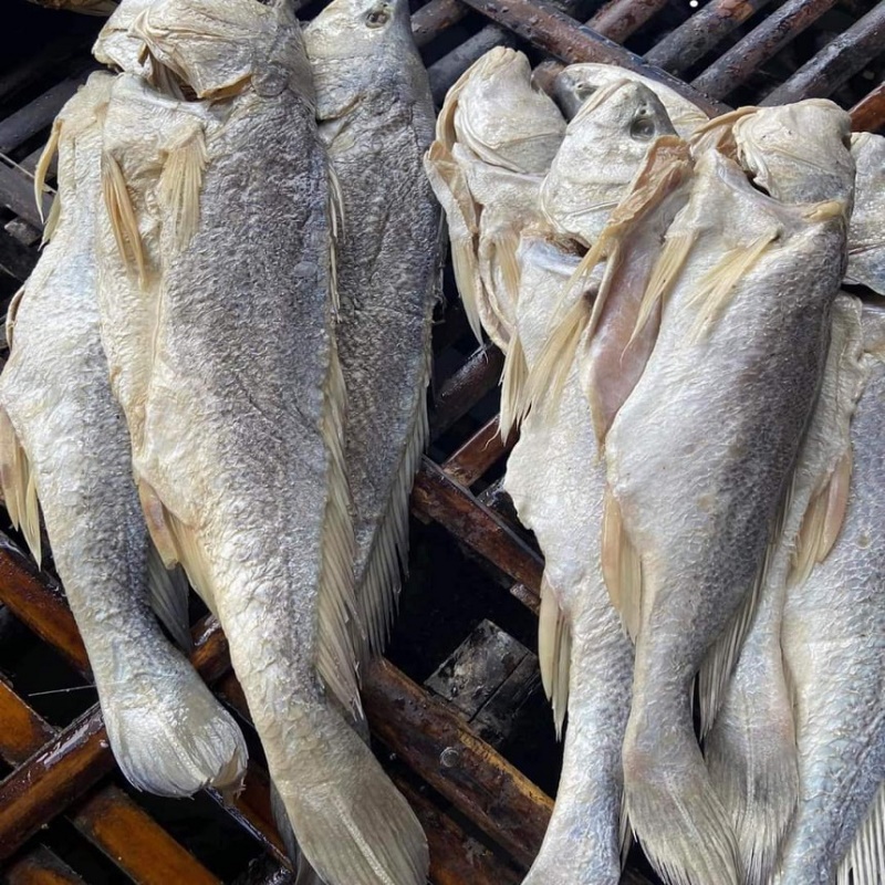 Khô cá sửu mặn, làm cơm chiên cá mặn hoặc chưng thịt.( 1kg, 500gr, 200gr)