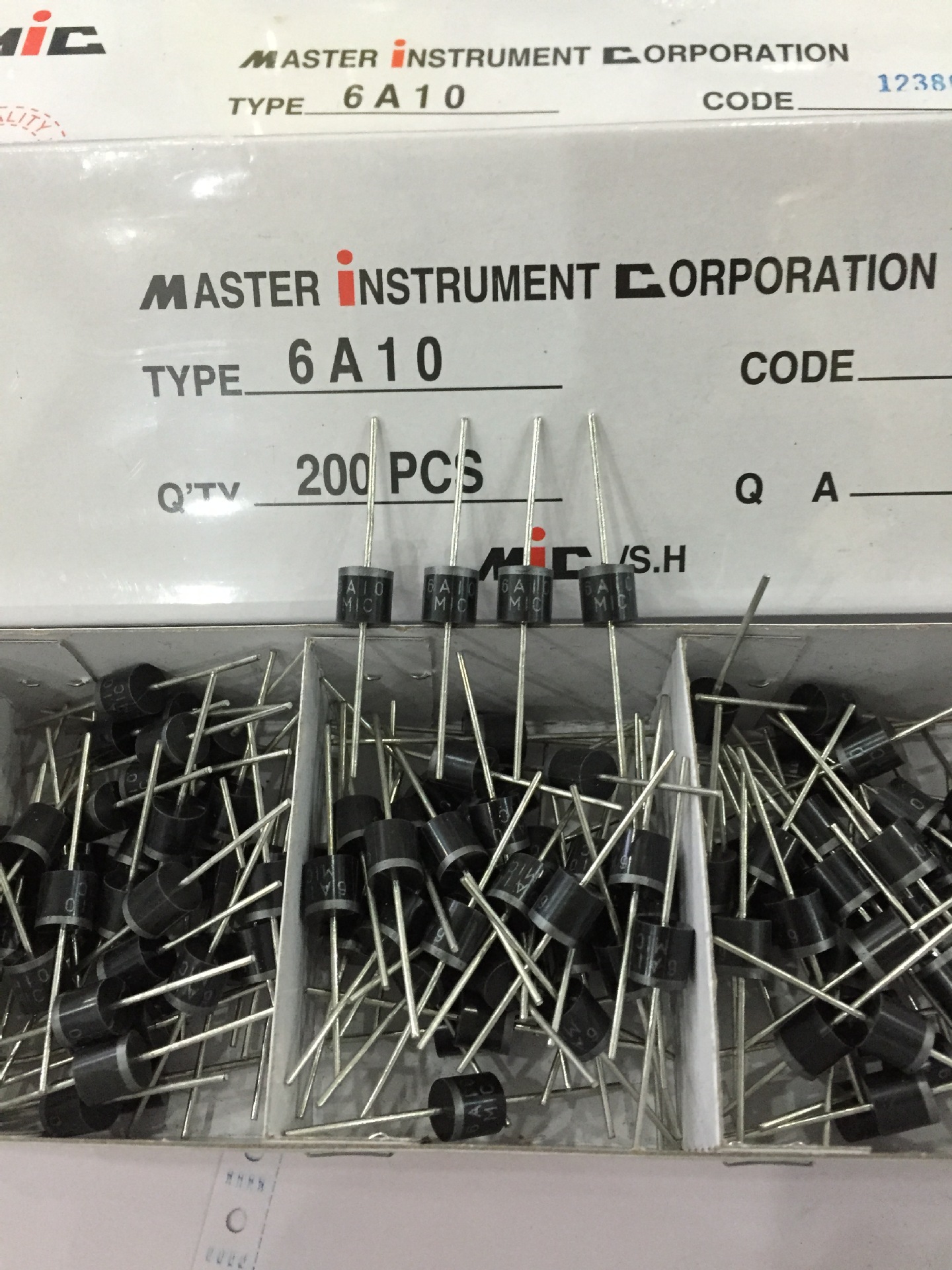 Diode 6a 1000v 6a10 chỉnh lưu chân cắm