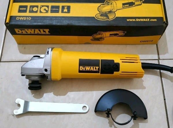Chính hãng - máy mài góc sử dụng đĩa 100mm 710w dewalt dw810b / dw820
