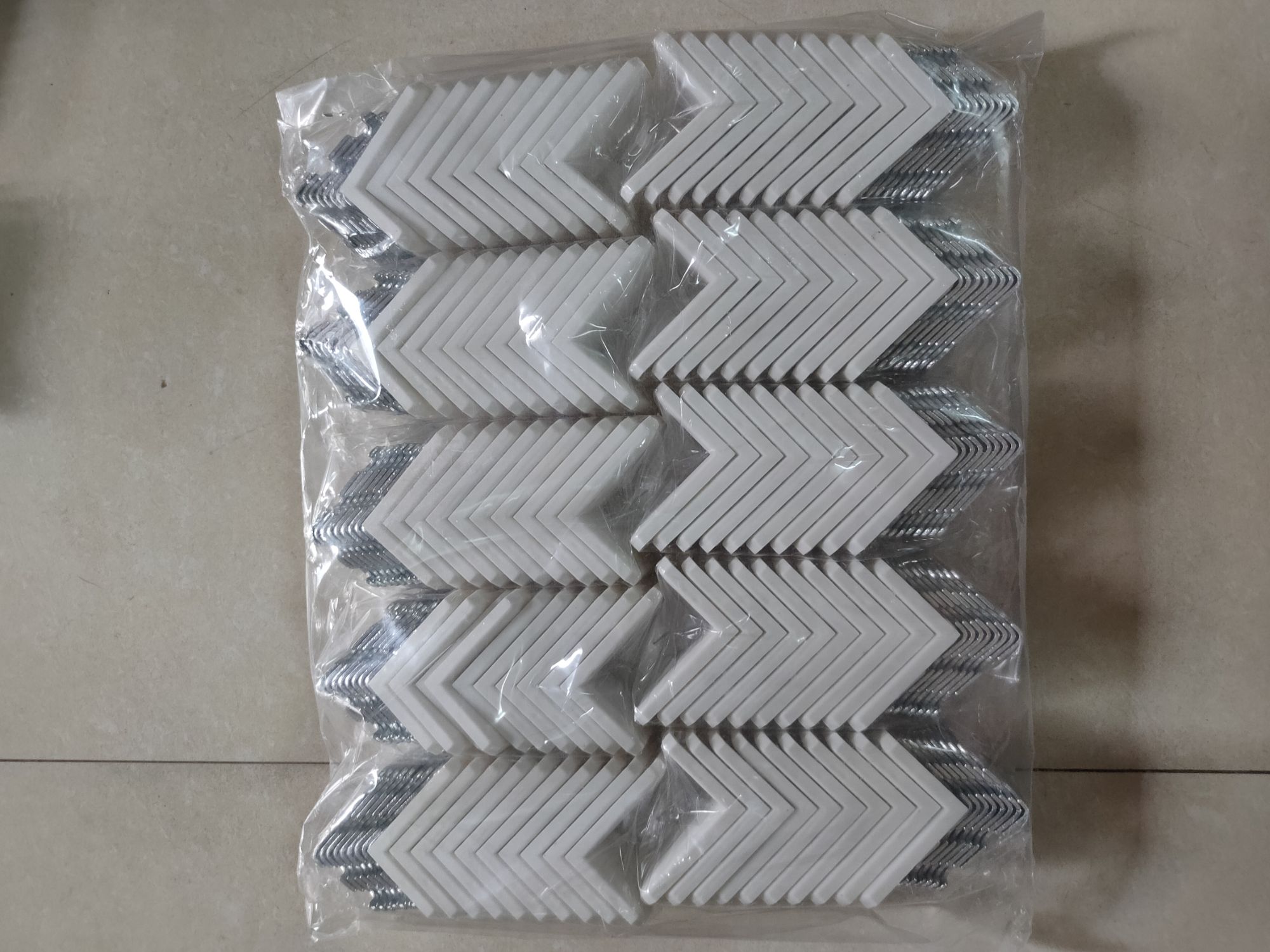 combo 10 ke góc lắp nhựa trắng(loại to)