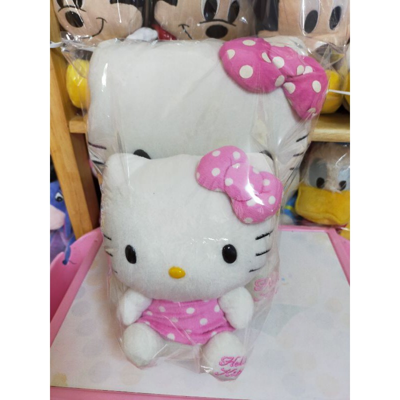 [HCM]Cặp Kitty Mặc Đầm Chấm Bi Hồng Bánh Bèo