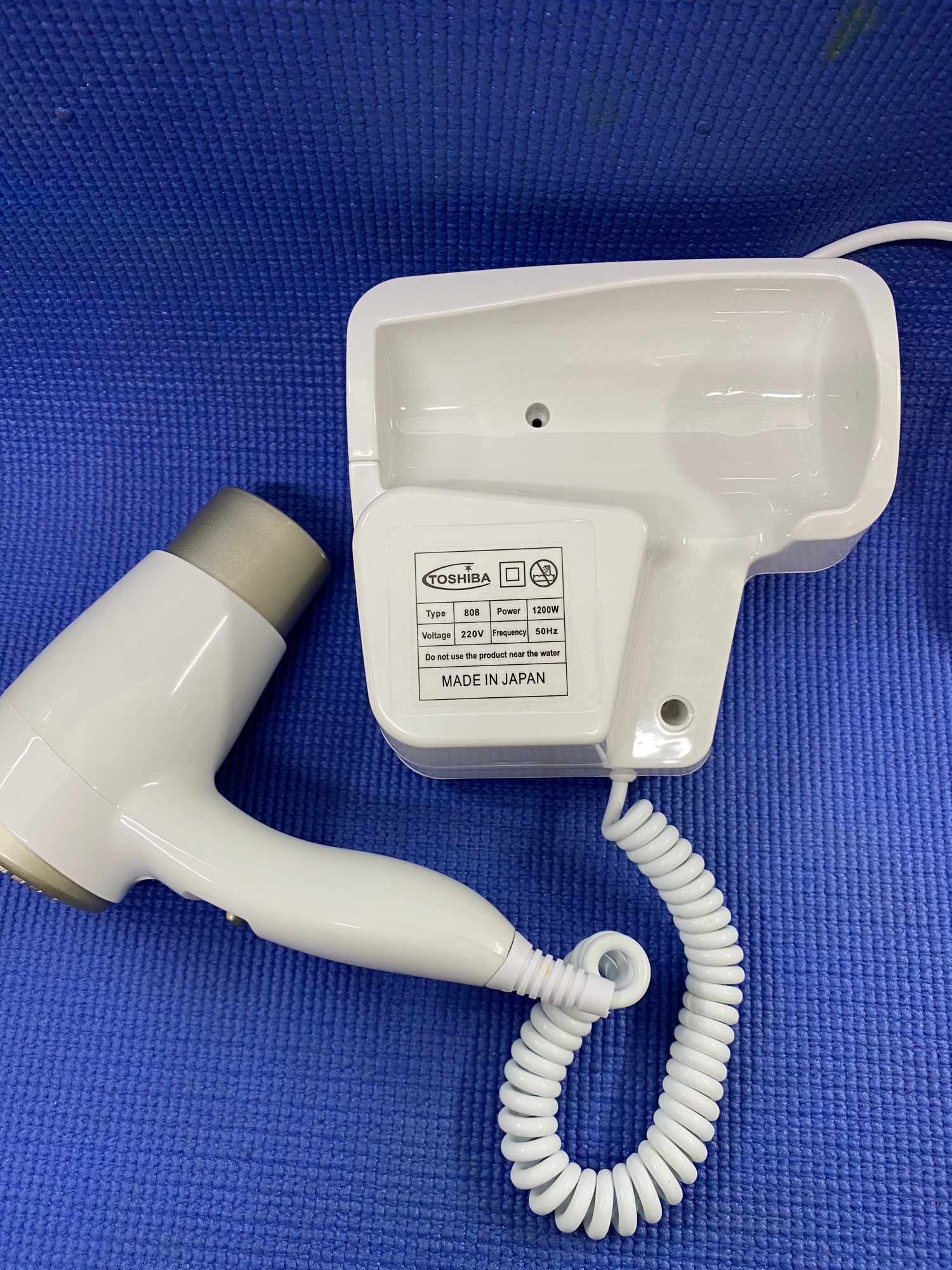 [HCM]Sấy tóc toshiba treo tường