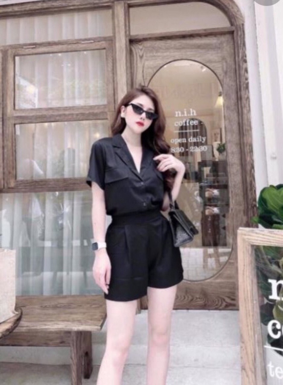 Set áo tay ngắn cổ sơ mi và quần đùi