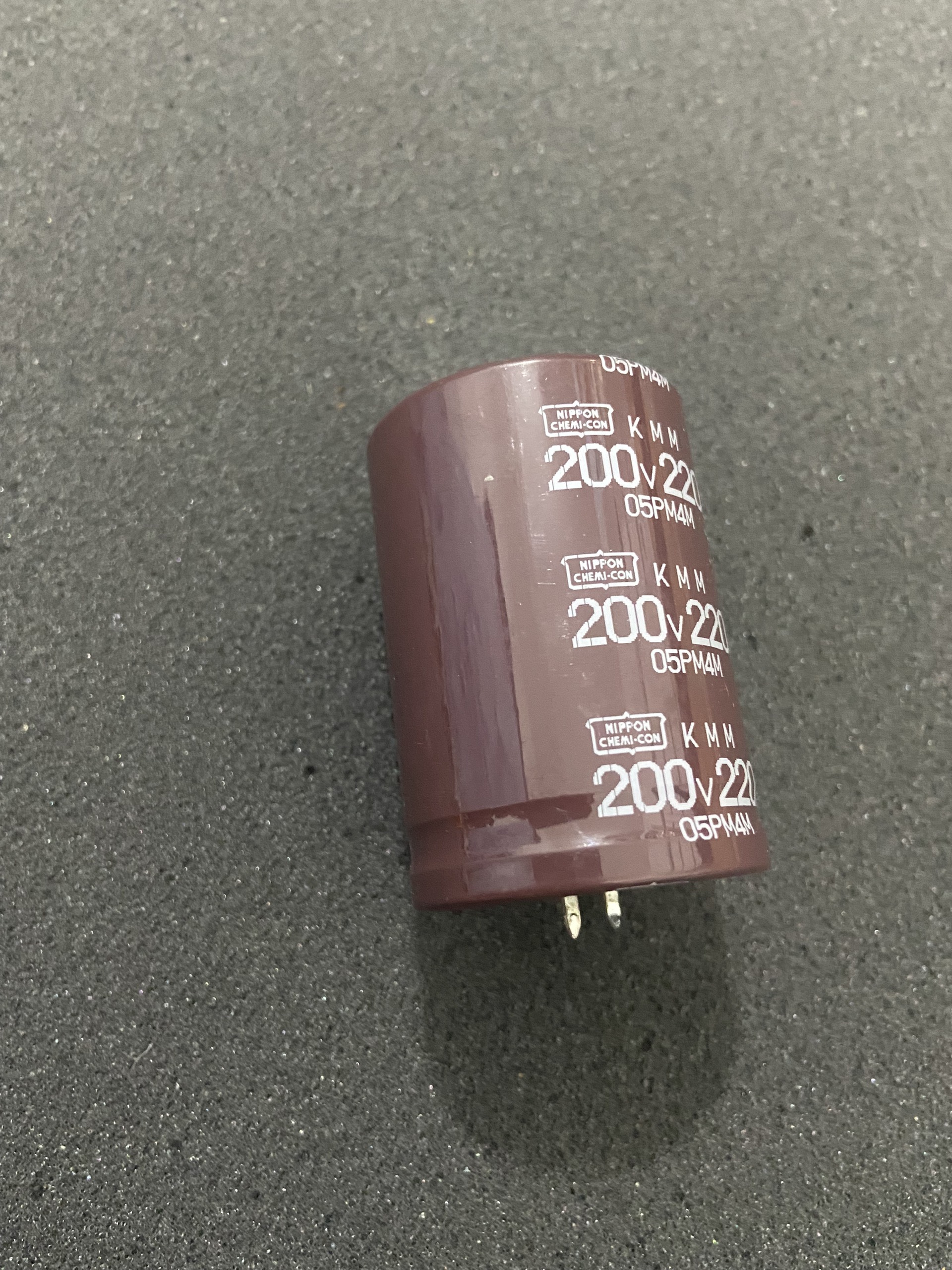 Tụ 200v 2200uf tụ lọc nguồn ráp main và amply