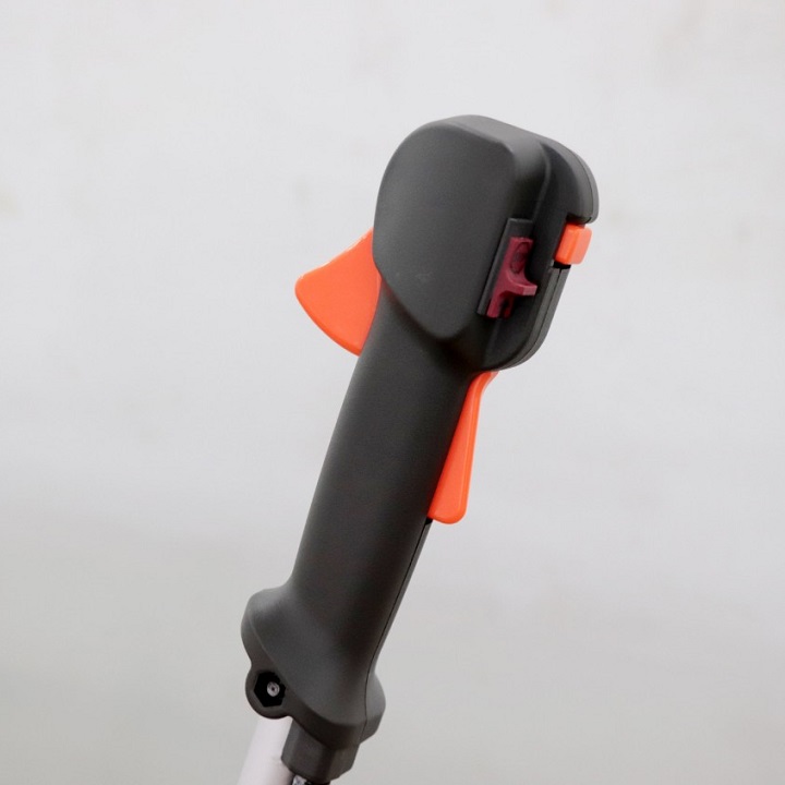 Máy phát cỏ 2 thì 1,5 kw Mitsukaisho 143