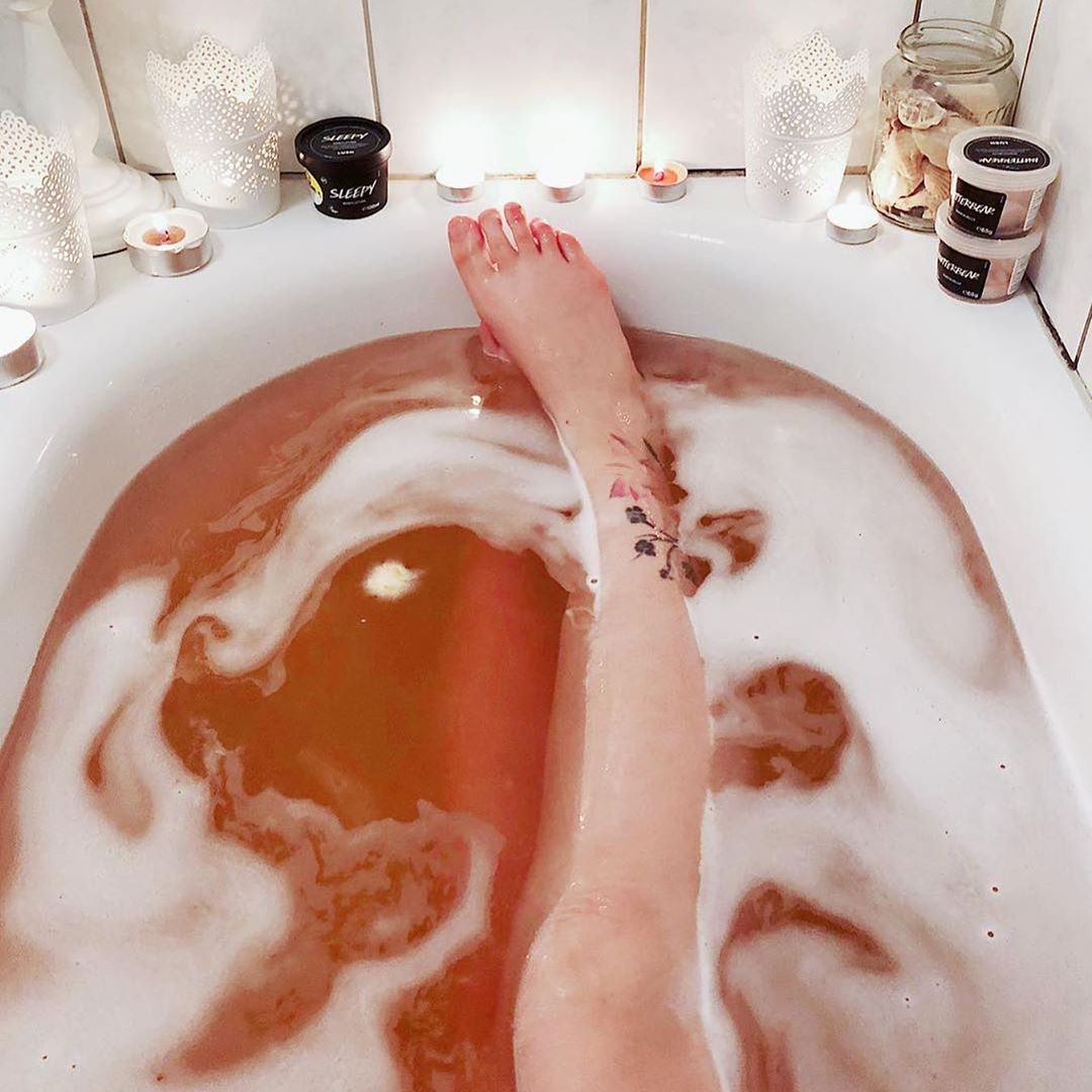 [HCM]Bom tắm LUSH - Peachy bath bomb