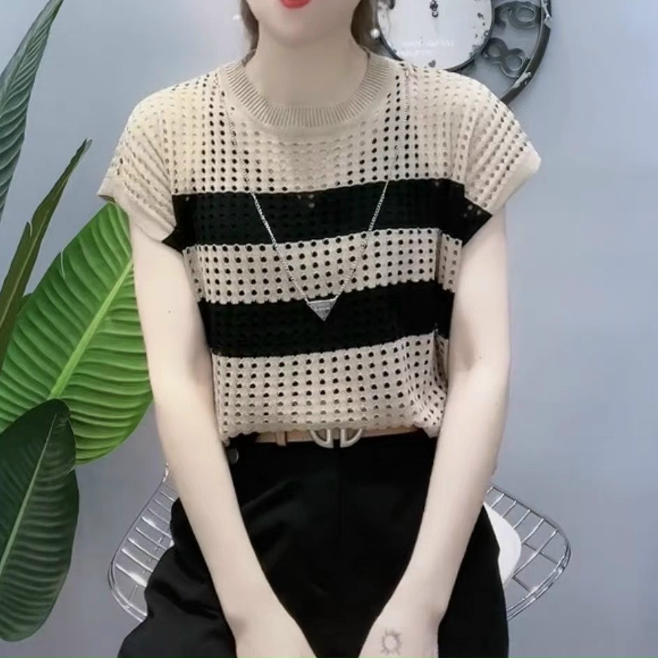 Áo len lưới kẻ ngang cánh tiên