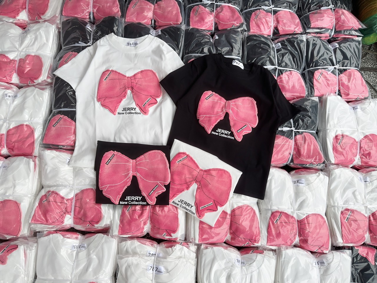 Áo thun Croptop ôm body nữ phối nơ nổi ( Mã Croptop nơ Hồng )