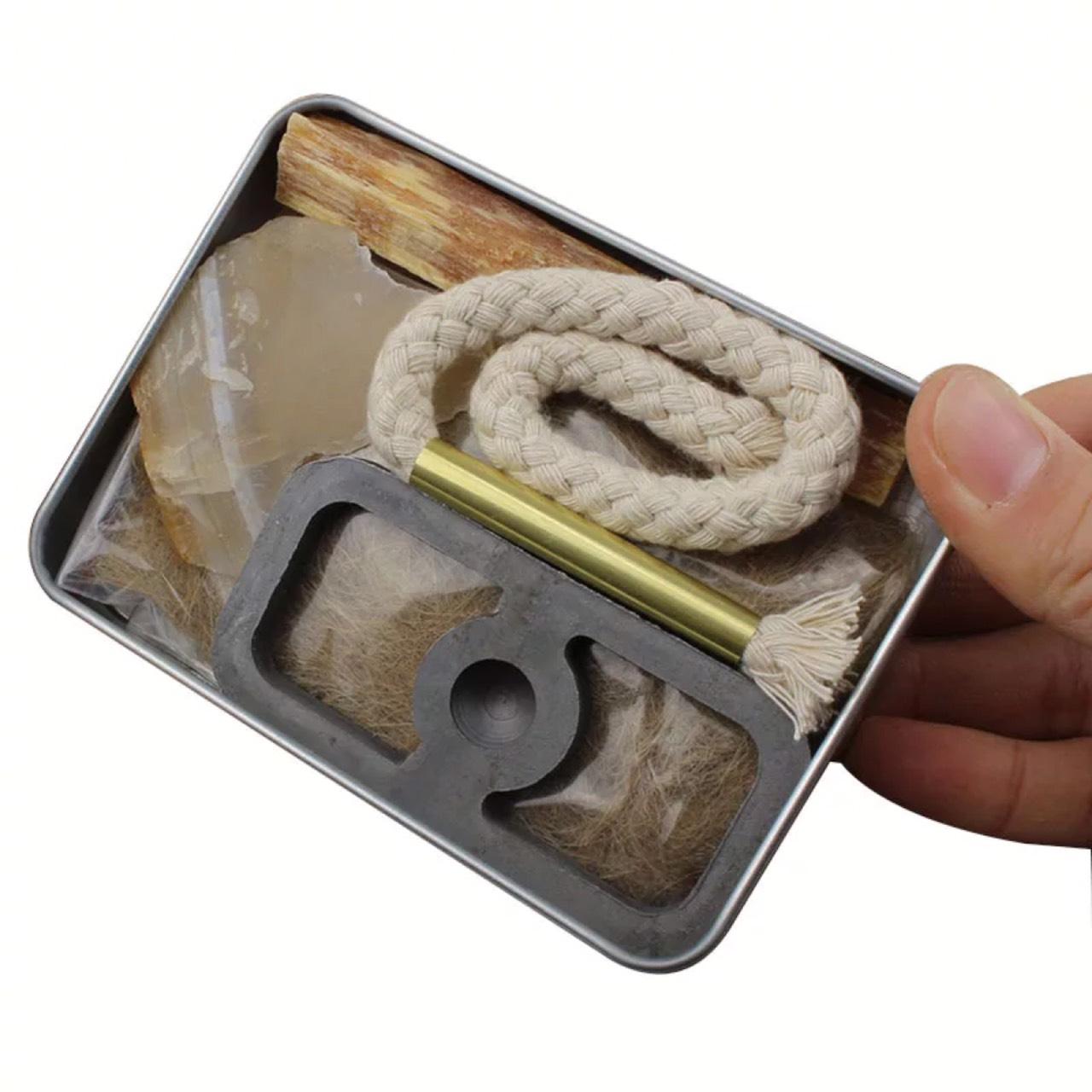 Hộp dụng cụ đánh lửa sinh tồn EDC