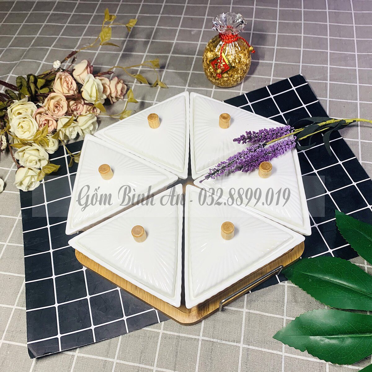 khay mứt tết bằng gốm sứ kèm đế gỗ