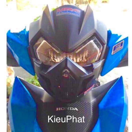 Mão và k.h.ẩ.u.t.r.a.n.g Winner V1 đủ màu