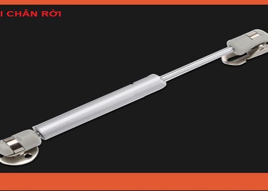 The tillandle rod attached to the saddle is used for automatic lift of the trunk. 414.718