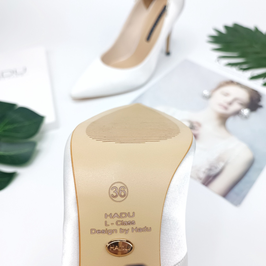 Dép cao gót đính đá mũi nhọn 9cm Gemstone Shadow HADU L946 - Bảo hành 24 tháng