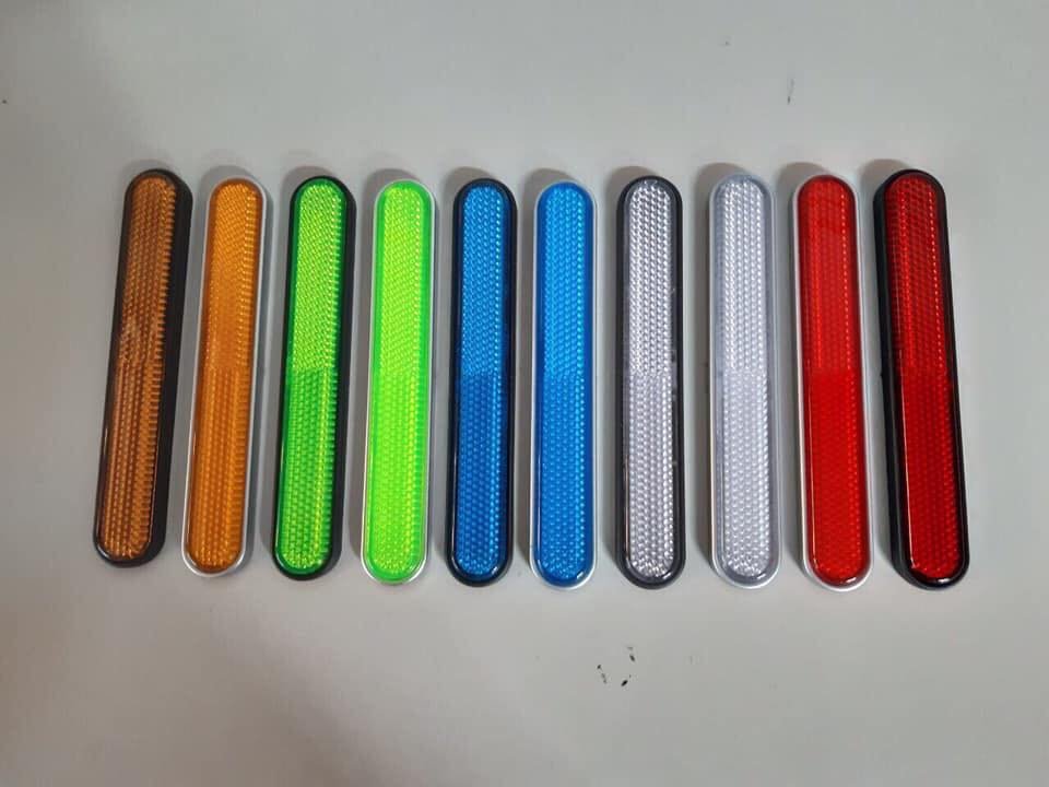 Mắt mèo dài dán phuộc