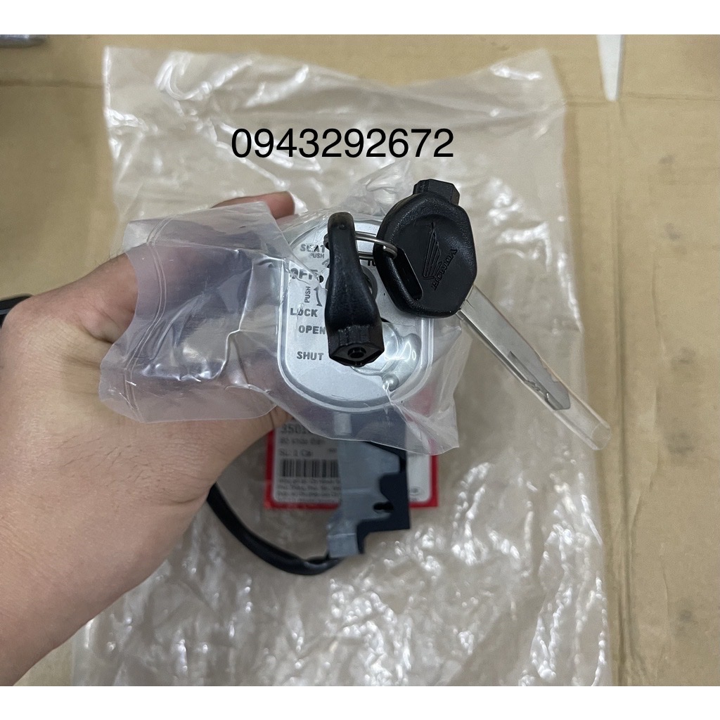 Ổ Khóa Future 125 Bình Xăng Honda ( 35010KYZV00 )