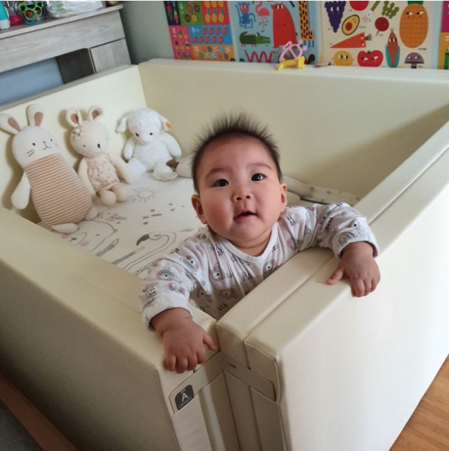 Giường Ngủ Cho Bé BonitaBeBe Bumper Bed Large 160*120*h50cm Đa Năng - Nhập Khẩu Chính Hãng HQ