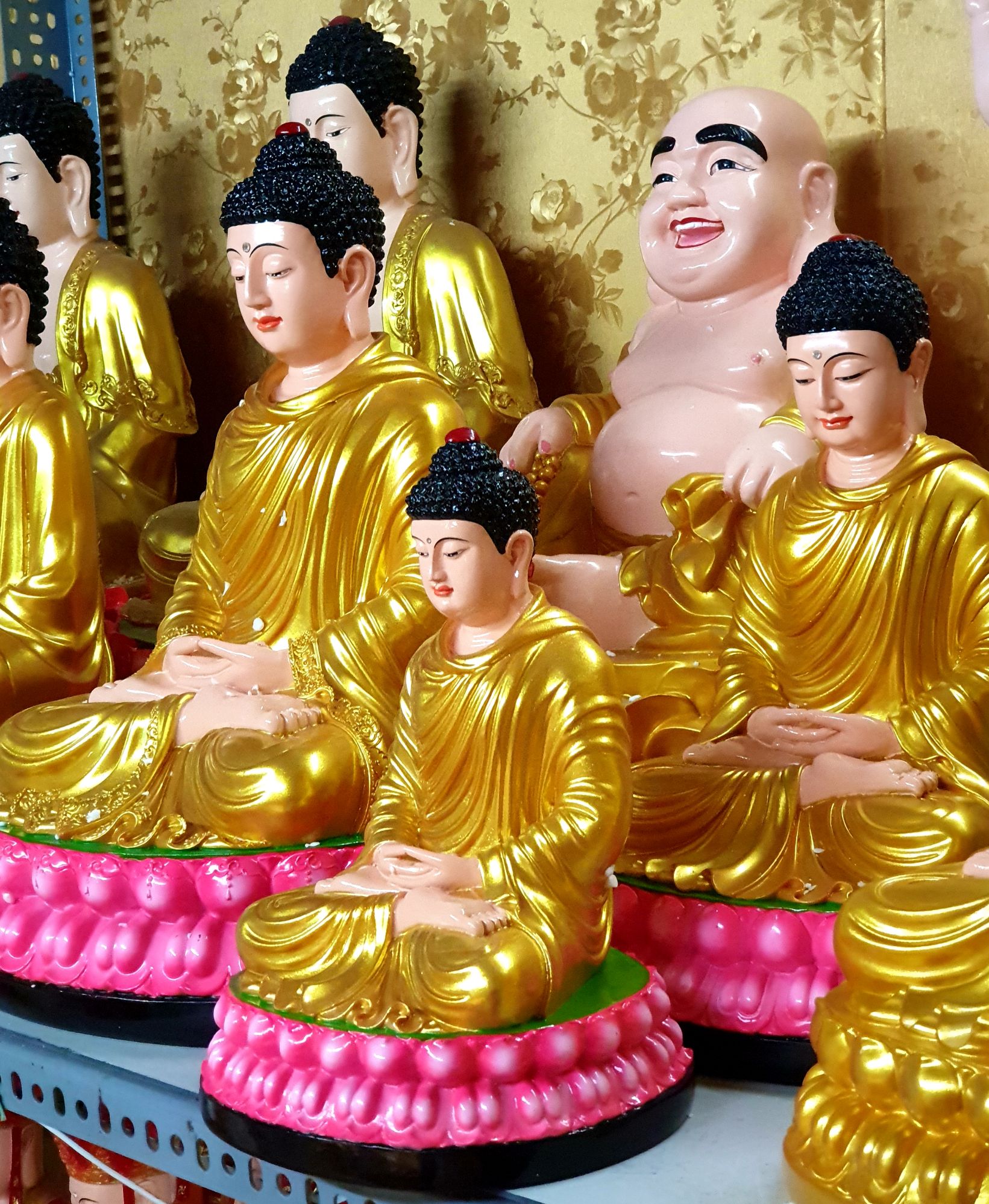tượng Bổn Sư Thích ca 40cm sen hồng