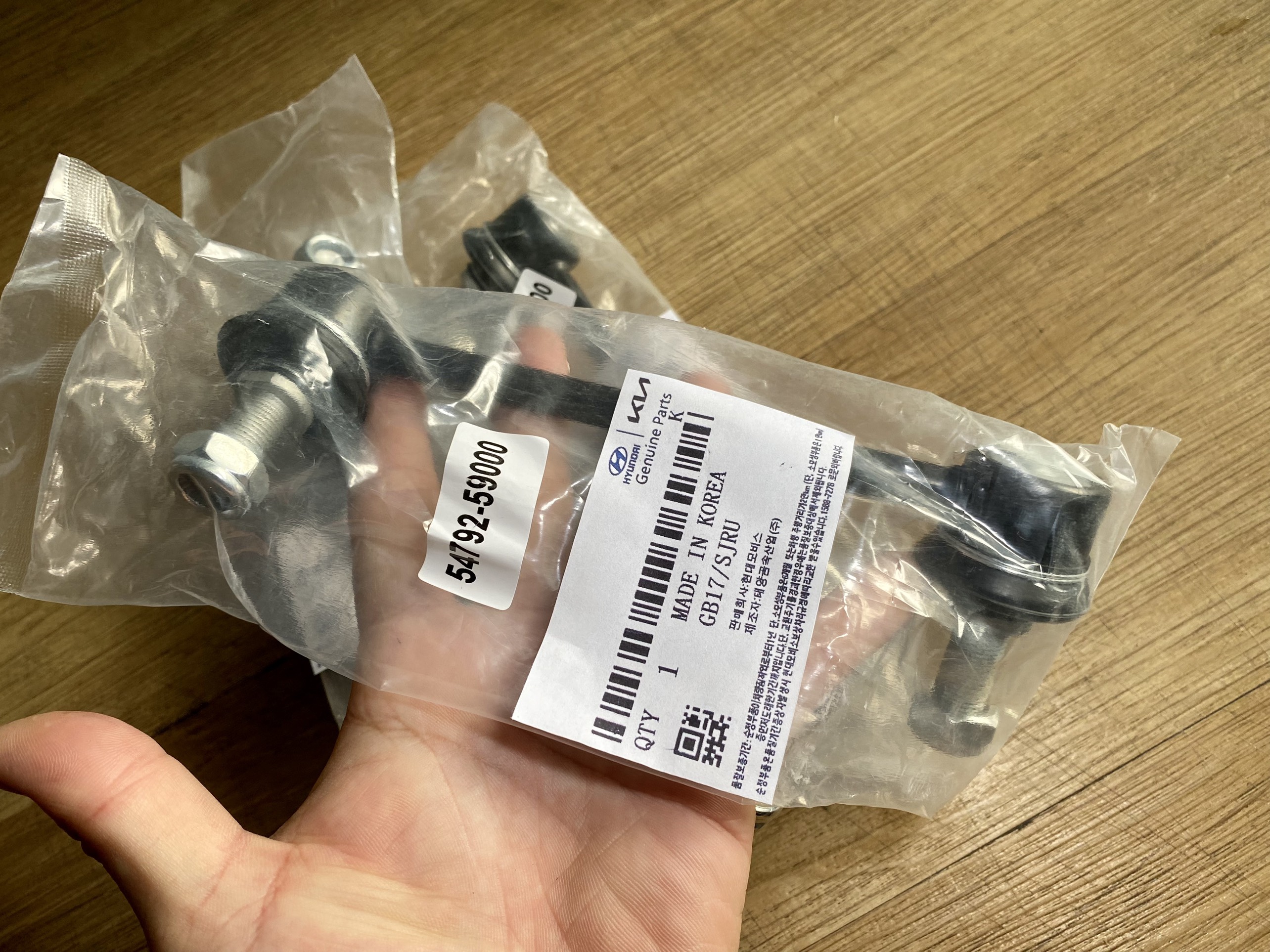 ROTUYN THANH GIẰNG TRƯỚC HYUNDAI SOLATI