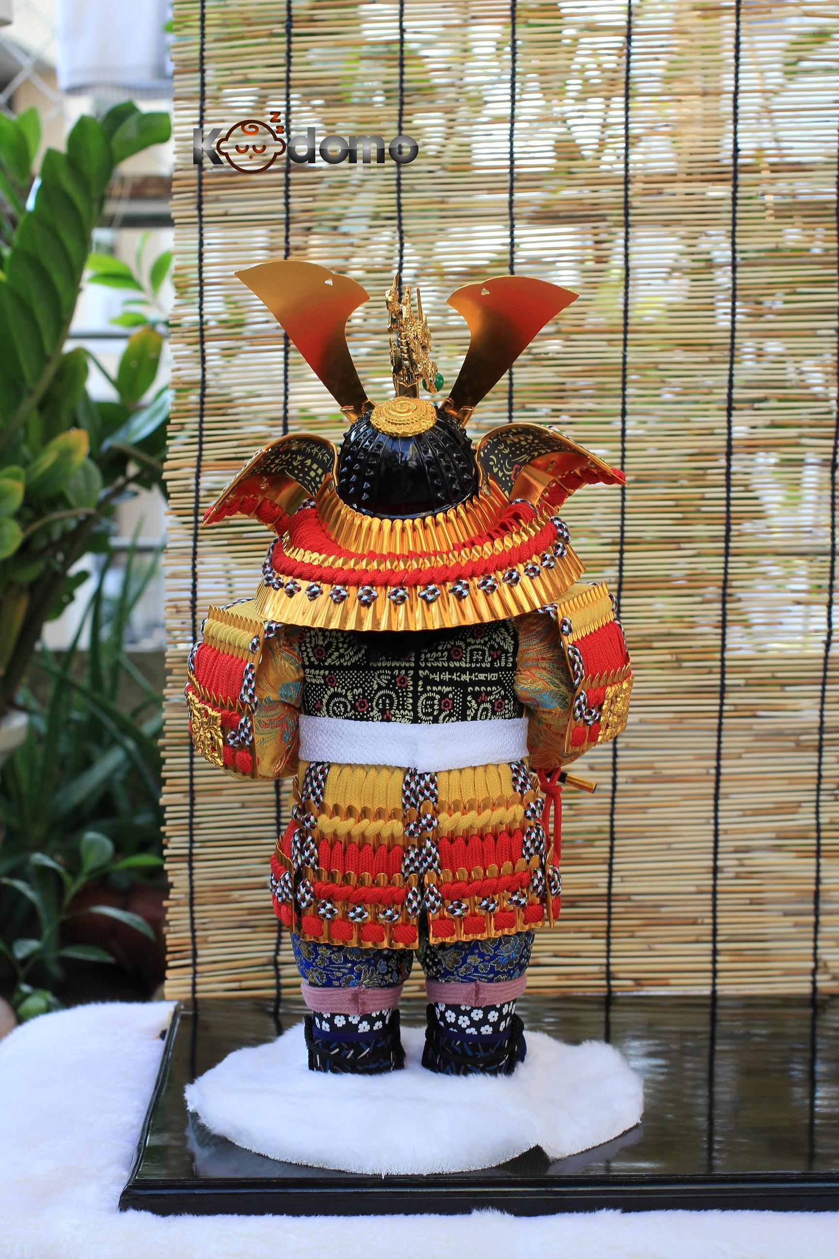 búp bê nhật bản , búp bê samurai , áo giáp samurai , nón giáp samurai