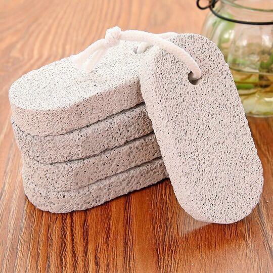 Đá bọt biển chà gót chân tẩy tế bào chết