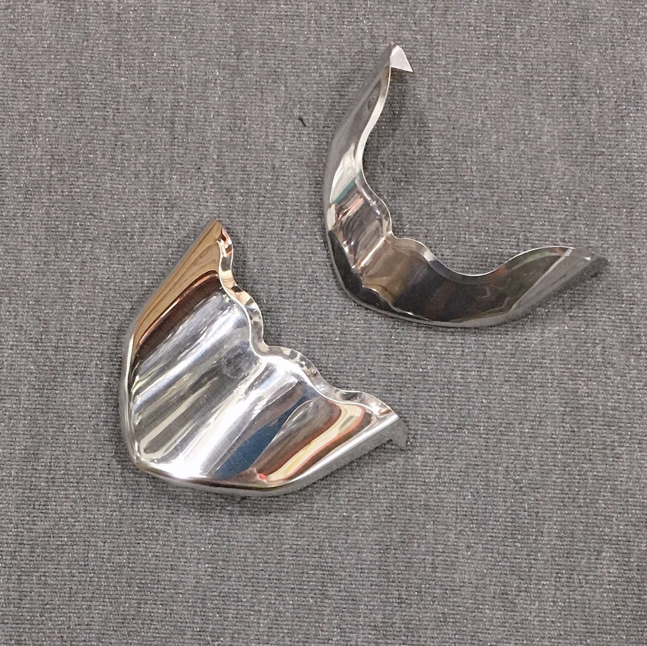 BỘ MỎ ĐUÔI DÈ XE WINNER X INOX VT