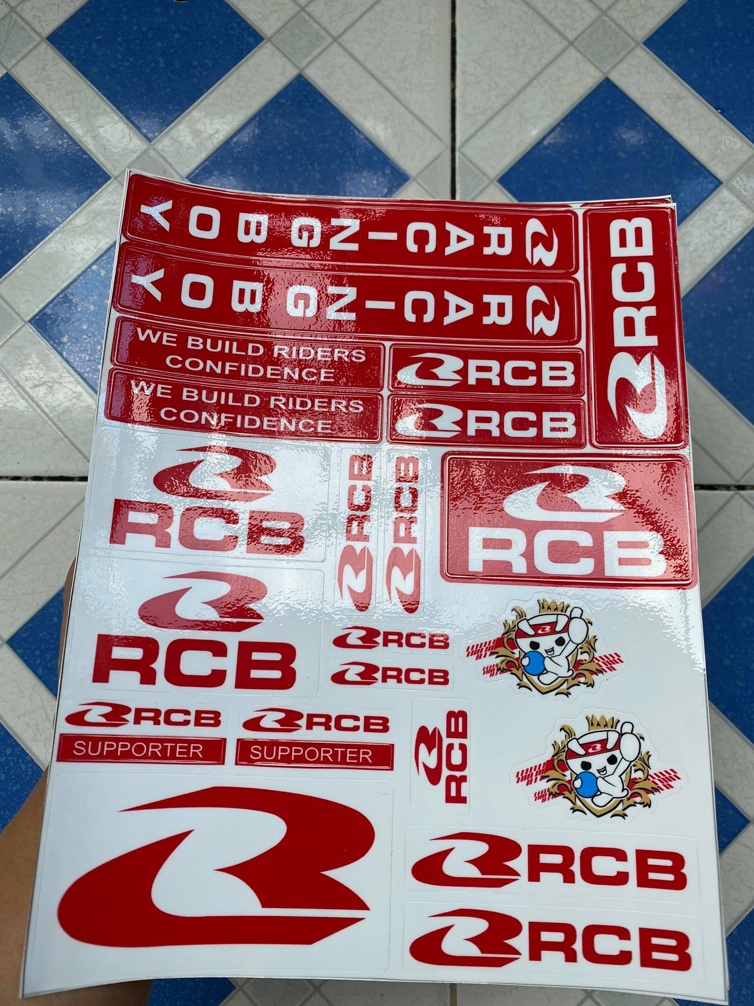 [HCM]TEM LOGO RCB RACING TRẮNG ĐỎ