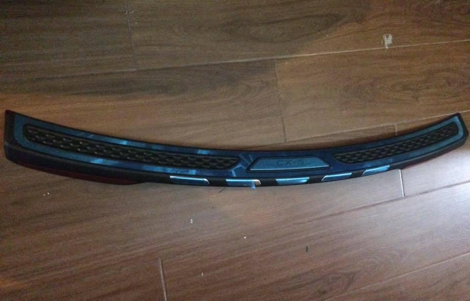 Chống trầy cốp ngoài 3d xe mazda cx5 phom 2015-2018