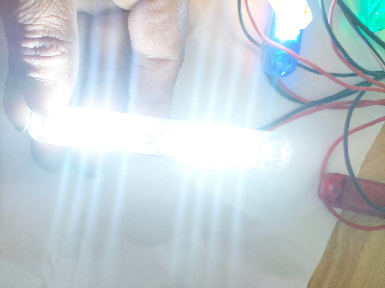 Đèn ô tô, chớp, nháy con sâu điện chung12v, 24v dùng cho cả xe máy, xe đạp điện