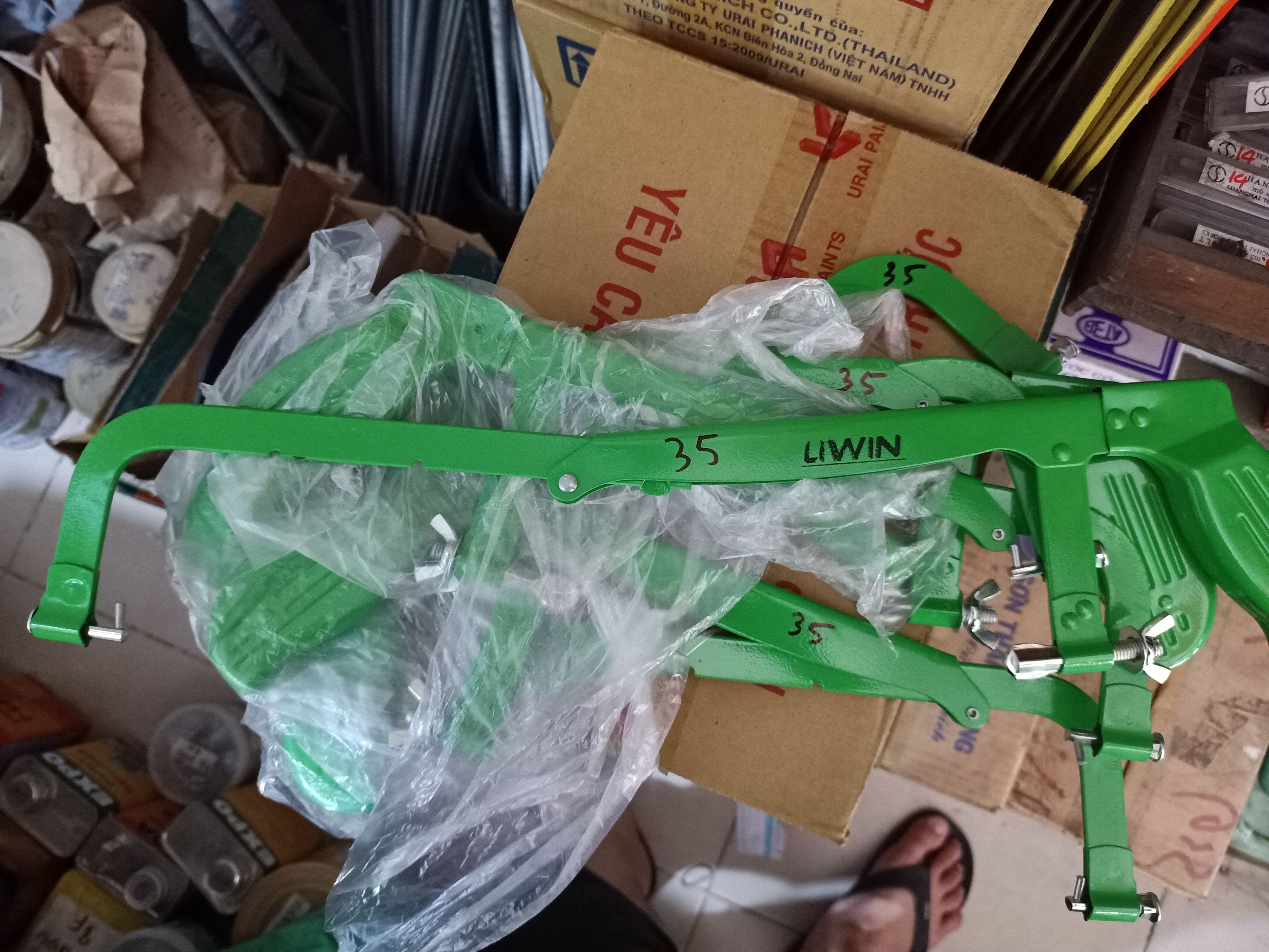 Khung cưa sắt cầm tay liwin
