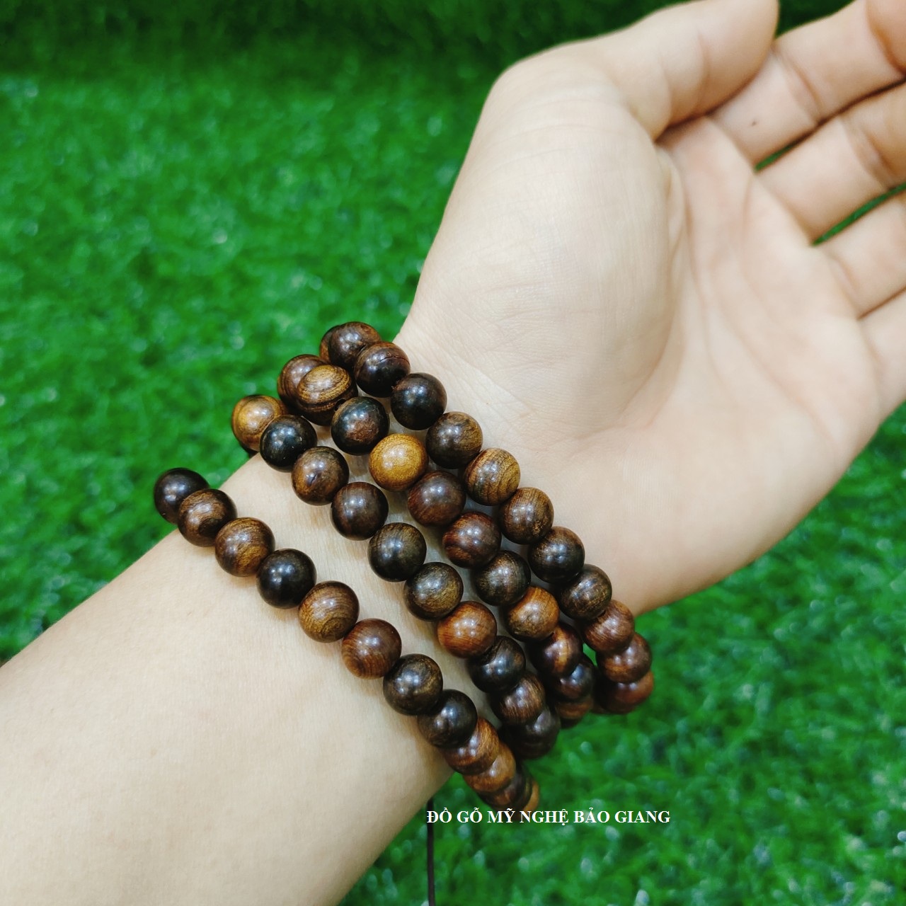 Vòng tay gỗ bách xanh 108 hạt size 8ly