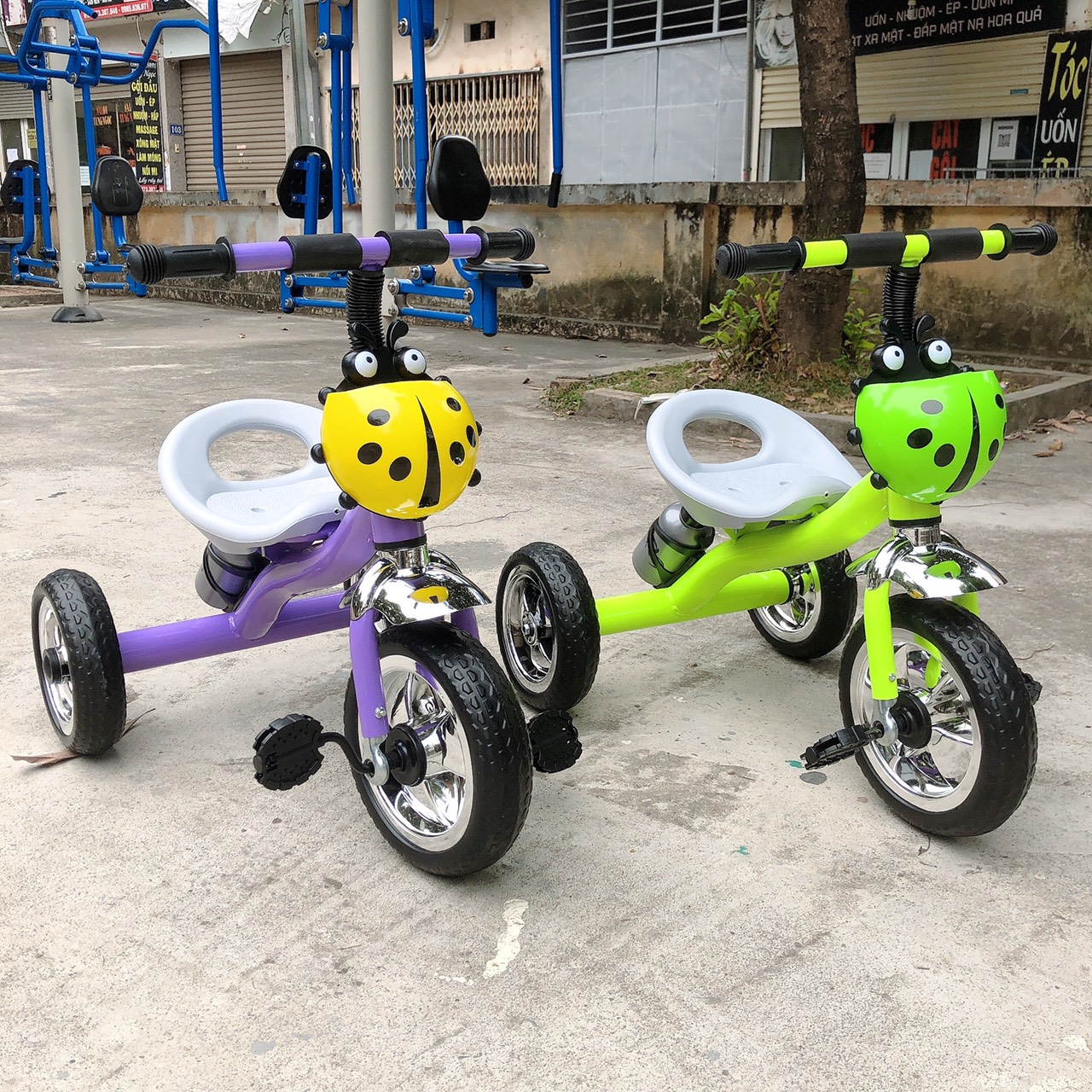 Xe đạp 3 bánh con bọ dừa bình nước cho bé [XD3B]