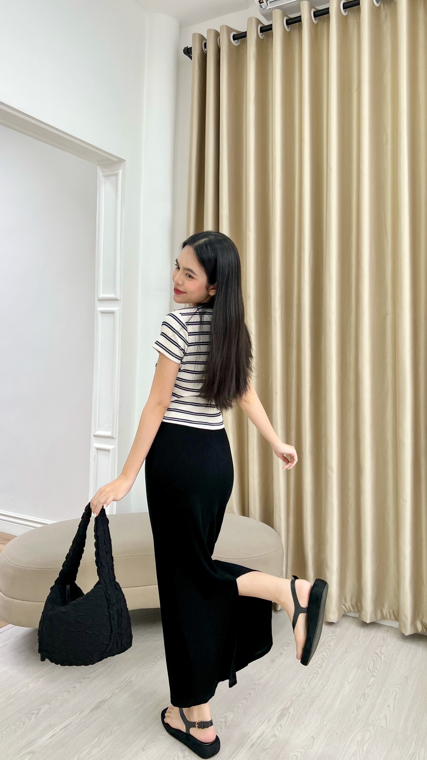 MÌ - CHÂN VÁY DÁNG ÔM - VIE SKIRT
