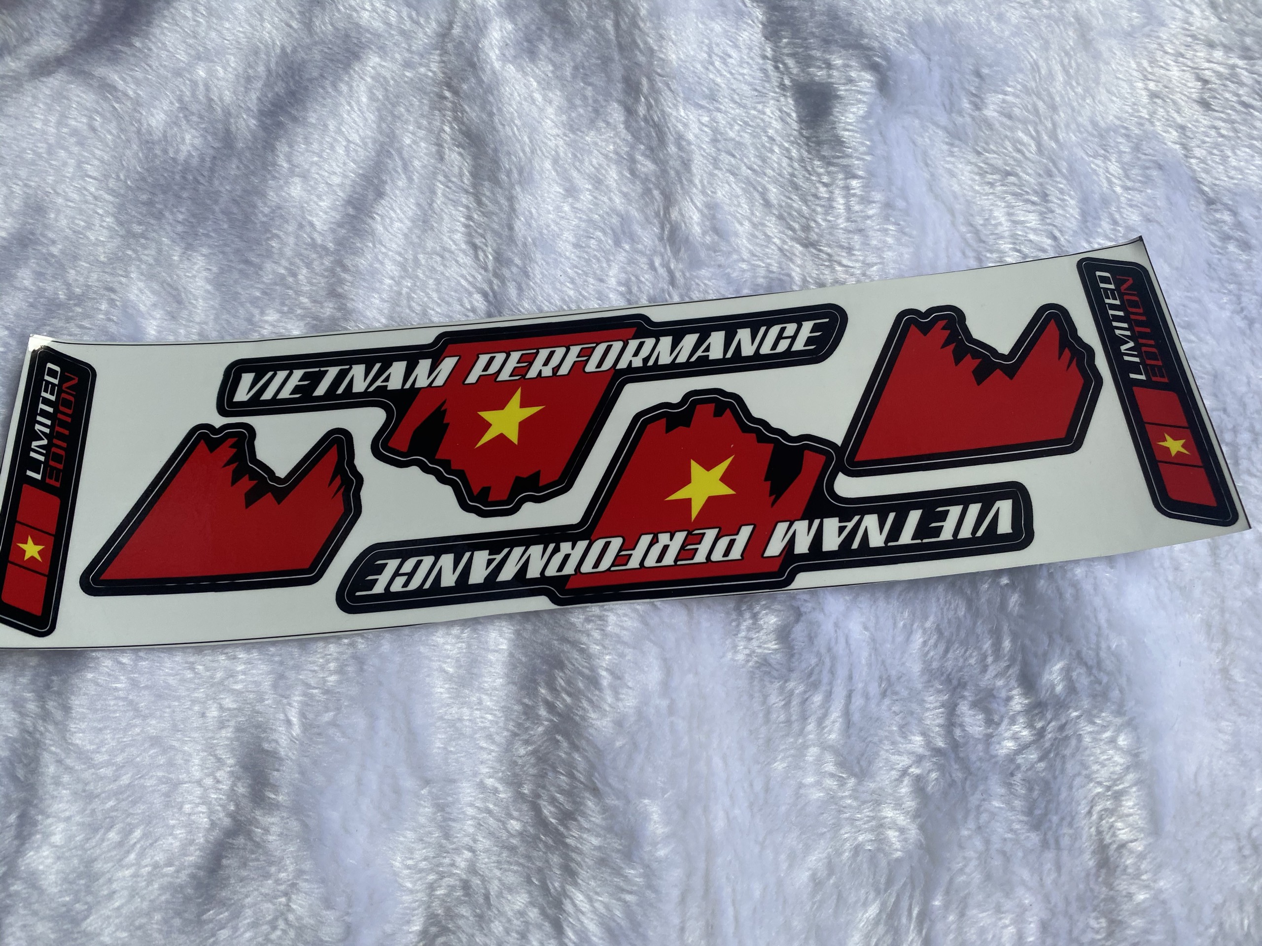 SÉT TEM  LOGO PERFORMANCE CỜ VIỆT NAM NỀN ĐEN