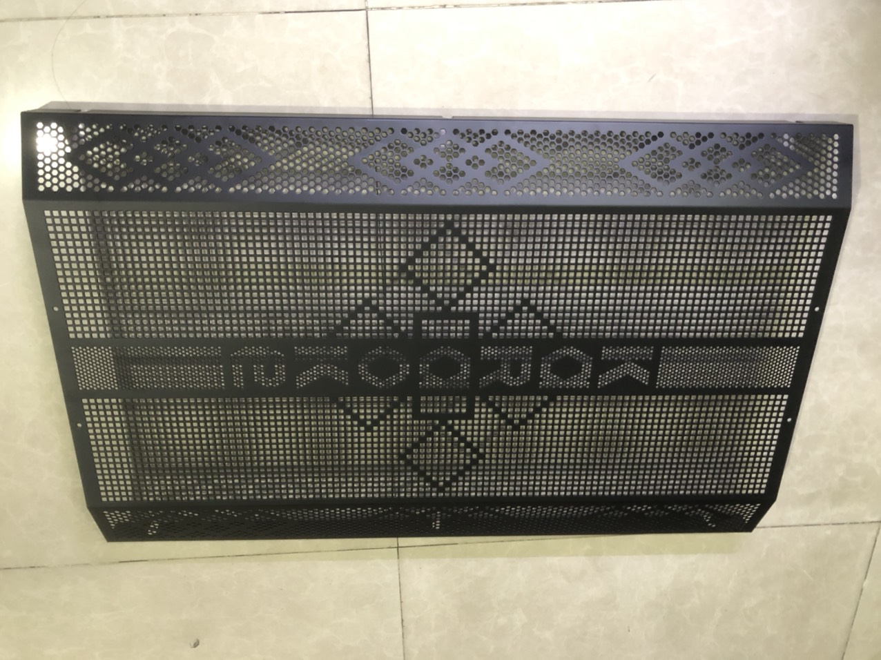Lưới loa kéo 5 tất ( 75cm x 47cm)